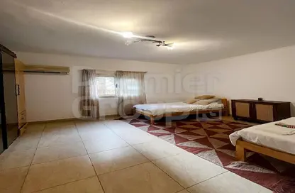 Apartment - 3 Bedrooms - 2 Bathrooms for sale in Sarayat Al Maadi - Hay El Maadi - Cairo