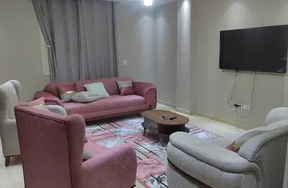 Apartment - 3 Bedrooms - 2 Bathrooms for rent in 8th District - Sheikh Zayed City - Giza