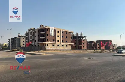 Twin House - 5 Bedrooms - 3 Bathrooms for sale in Al Shorouk Road - 1st Neighborhood - 8th District - Shorouk City - Cairo