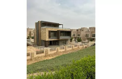 Villa - 7 Bedrooms for sale in Swan Lake - The 1st Settlement - New Cairo City - Cairo