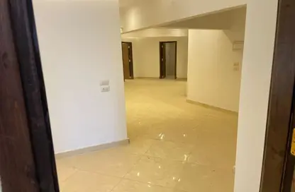 Office Space - Studio - 1 Bathroom for rent in Mohamed Kamel Hussein St. - El Nozha El Gadida - El Nozha - Cairo