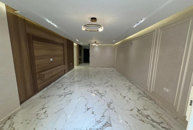 8300454 - Property Image 3