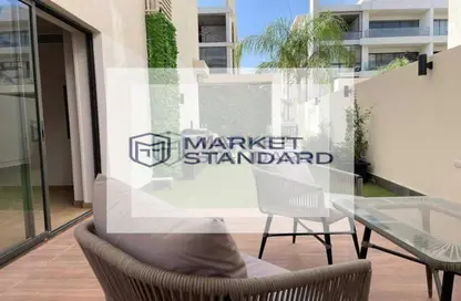 Apartment - 2 Bedrooms - 2 Bathrooms for sale in Lake View Residence - 5th Settlement Compounds - The 5th Settlement - New Cairo City - Cairo