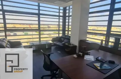 مساحات مكتبية - استوديو - 8 حمامات للبيع في اركان بلازا - محور 26 يوليو - الشيخ زايد - الجيزة