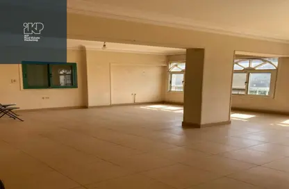 Apartment - 3 Bedrooms - 2 Bathrooms for sale in Al Gehad St. - 1st Zone - Nasr City - Cairo