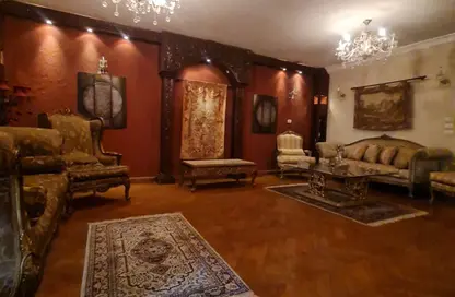 Apartment - 3 Bedrooms - 3 Bathrooms for sale in Zayed 2000 - 4th District - Sheikh Zayed City - Giza