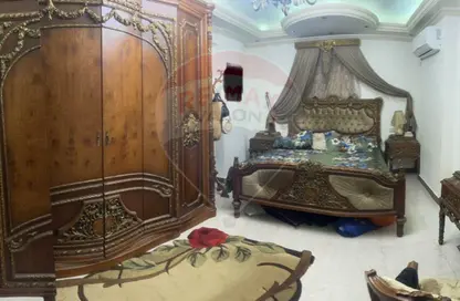 شقة - 3 غرف نوم - 1 حمام للبيع في شارع لافيزون - بولكلي - حي شرق - الاسكندرية