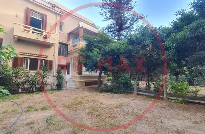 Villa - 4 Bathrooms for sale in Al Farek Ismail Srhank St. - Laurent - Hay Sharq - Alexandria