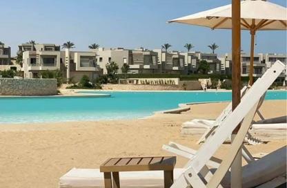 Chalet - 1 Bedroom - 2 Bathrooms for sale in Azha North - Ras Al Hekma - North Coast