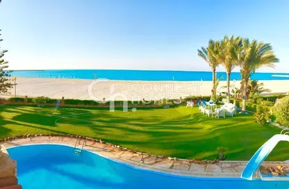 Villa - 6 Bedrooms for sale in Marina 5 - Marina - Al Alamein - North Coast