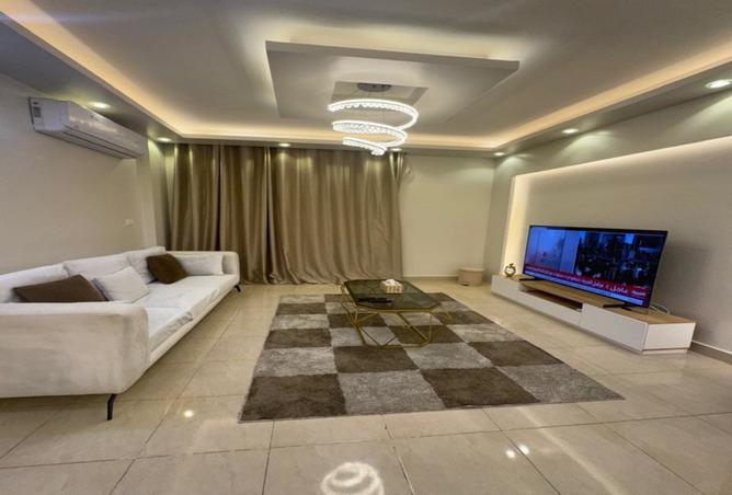 8079911 - Property Image 2