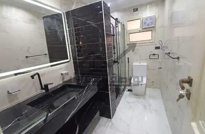 Apartment - 4 Bedrooms - 3 Bathrooms for sale in El Rehab Extension - Al Rehab - New Cairo City - Cairo
