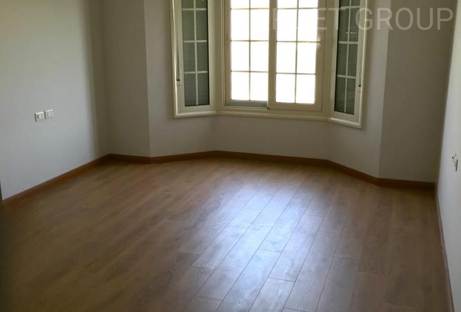 8252979 - Property Image 2