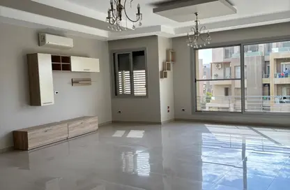 شقة - 2 غرف نوم - 2 حمامات للايجار في كمبوند فيلدج جاردن القطامية - كمبوندات التجمع الخامس - التجمع الخامس - مدينة القاهرة الجديدة - القاهرة