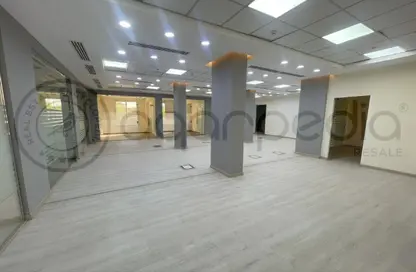 مساحات مكتبية - استوديو - 2 حمامات للايجار في شارع يوسف السباعي - الرحاب المرحلة الأولى - الرحاب - مدينة القاهرة الجديدة - القاهرة