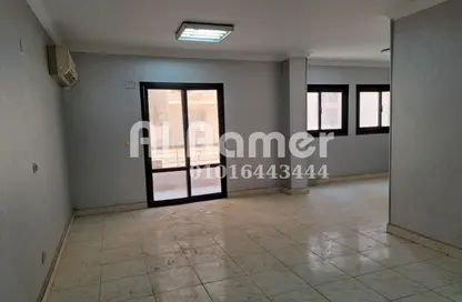 Apartment - 2 Bedrooms - 1 Bathroom for sale in Zahraa El Maadi - Hay El Maadi - Cairo