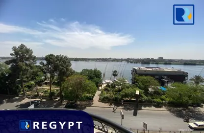 طابق كامل - استوديو - 8 حمامات للايجار في شارع كورنيش النيل - المعادي - حي المعادي - القاهرة