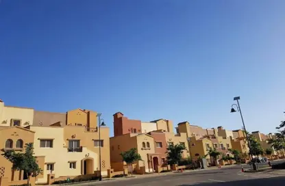 Villa - 5 Bedrooms - 5 Bathrooms for sale in Mivida - 5th Settlement Compounds - The 5th Settlement - New Cairo City - Cairo