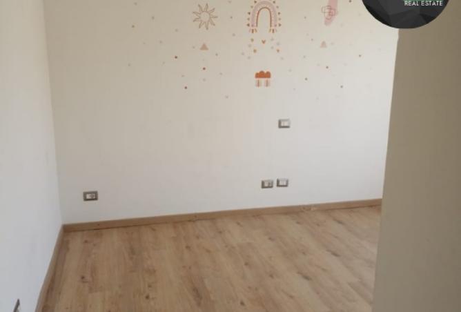 8100128 - Property Image 3