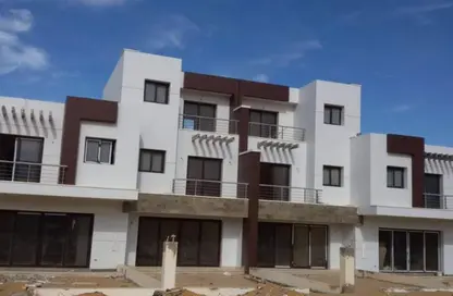 Townhouse - 4 Bedrooms - 4 Bathrooms for sale in Hyde Park - 5th Settlement Compounds - The 5th Settlement - New Cairo City - Cairo