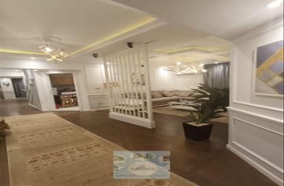 Apartment - 3 Bedrooms - 3 Bathrooms for sale in Mostafa Al Nahas St. - 6th Zone - Nasr City - Cairo