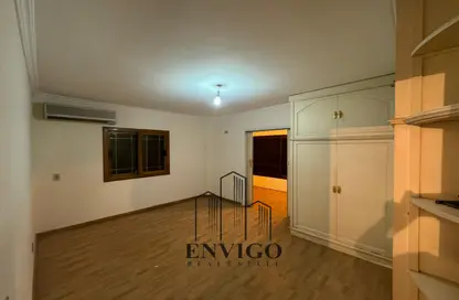 Apartment - 2 Bedrooms - 2 Bathrooms for sale in Abbas Al Akkad St. - 1st Zone - Nasr City - Cairo