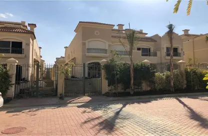 فيلا - 3 غرف نوم - 4 حمامات للبيع في الباتيو 5 ايست - الباتيو - كمبوندات الشروق - مدينة الشروق - القاهرة