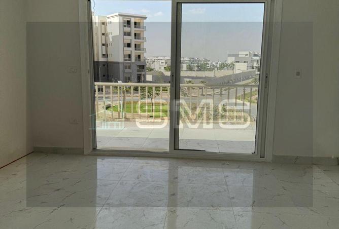 8300481 - Property Image 2