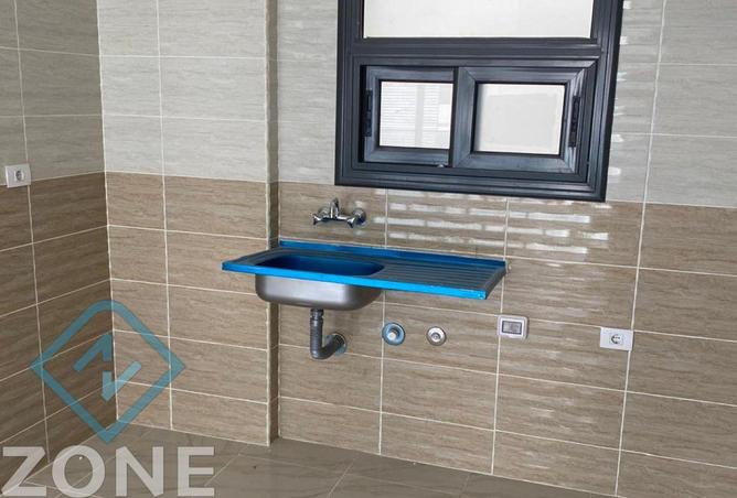 8065260 - Property Image 3