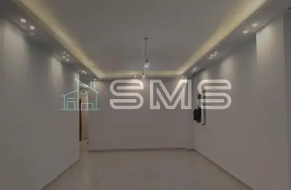 Apartment - 3 Bedrooms - 3 Bathrooms for rent in North Lotus - El Lotus - New Cairo City - Cairo