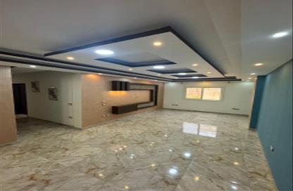 Apartment - 3 Bedrooms - 1 Bathroom for rent in 16th District - Sheikh Zayed City - Giza