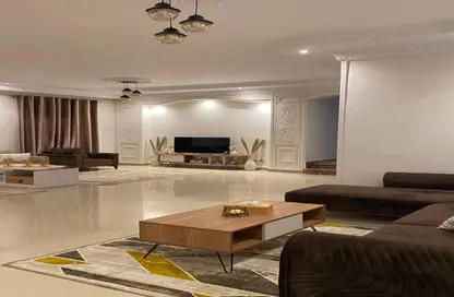 شقة - 4 غرف نوم - 4 حمامات للبيع في فيفث سكوير - التجمع الخامس - مدينة القاهرة الجديدة - القاهرة