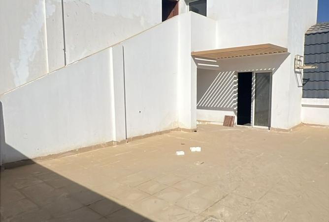 8223019 - Property Image 2