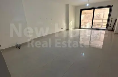 Apartment - 3 Bedrooms - 2 Bathrooms for sale in Valore Smouha - Smouha - Hay Sharq - Alexandria