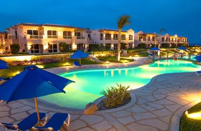 منزل مزدوج - 2 غرف نوم - 2 حمامات للبيع في لافيستا - العين السخنة - السويس