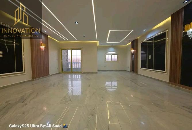 8051596 - Property Image 2