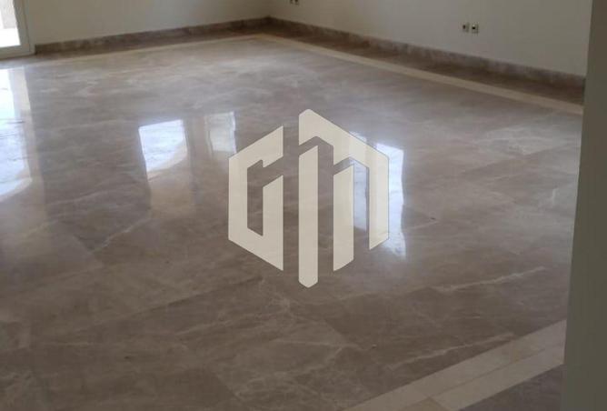 8083598 - Property Image 3