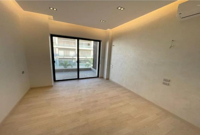 8232721 - Property Image 3