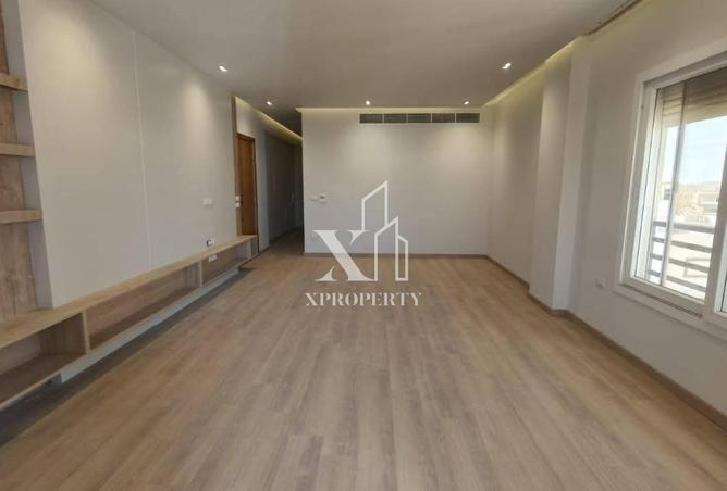 8441357 - Property Image 2