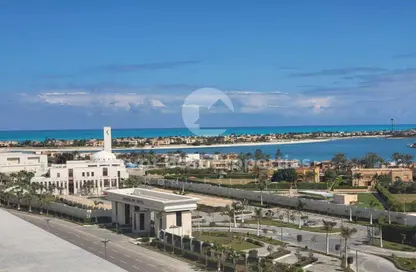 شقة - 2 غرف نوم - 2 حمامات للبيع في الحي اللاتيني - مدينة العلمين الجديدة - العلمين - الساحل الشمالي