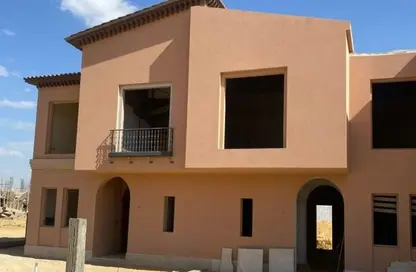 Townhouse - 3 Bedrooms - 4 Bathrooms for sale in Village West - Sheikh Zayed Compounds - Sheikh Zayed City - Giza Townhouse - 3 Bedrooms - 4 Bathrooms for sale in Village West - Sheikh Zayed Compounds - Sheikh Zayed City - Giza