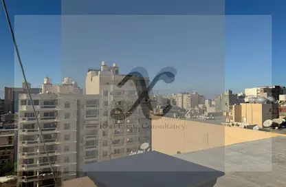 Apartment - 3 Bedrooms - 1 Bathroom for sale in Ahmed Fouad Darwish No.2 St. - Bolkly - Hay Sharq - Alexandria
