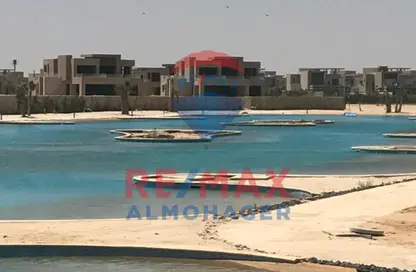فيلا - 4 غرف نوم - 6 حمامات للبيع في ذا كراون - طريق مصر اسكندرية الصحراوي - مدينة 6 أكتوبر - الجيزة