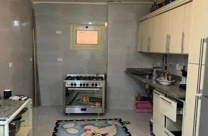 Apartment - 2 Bedrooms - 2 Bathrooms for rent in Street 11 - 11th District - 6 October City - Giza