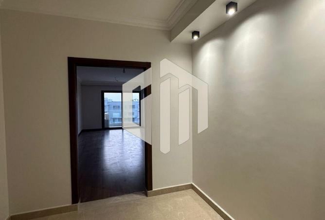 8276256 - Property Image 2