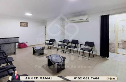 Clinic - Studio - 1 Bathroom for sale in Ahmed Shawky St. - Mustafa Kamel - Hay Sharq - Alexandria