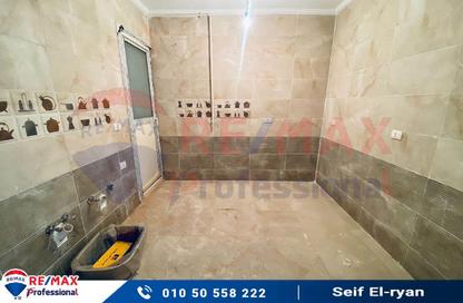 Apartment - 3 Bedrooms - 2 Bathrooms for sale in Mostafa Abou Heif St. - Saba Basha - Hay Sharq - Alexandria
