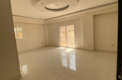 Apartment - 3 Bedrooms - 2 Bathrooms for rent in Al Bostan St. - 9th District - Sheikh Zayed City - Giza