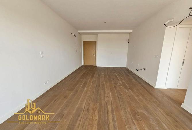 8198119 - Property Image 2