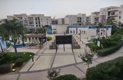 Apartment - 3 Bedrooms - 3 Bathrooms for sale in October Plaza - 6 October Compounds - 6 October City - Giza